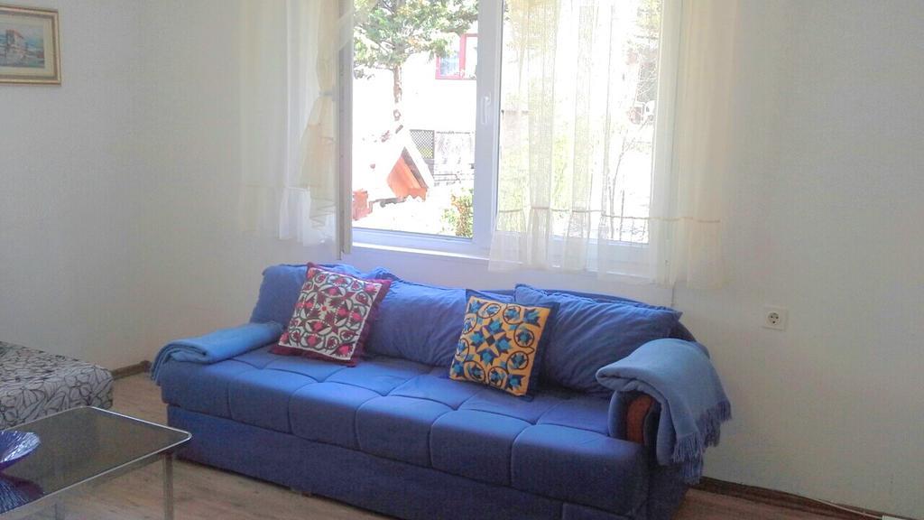 Apartment Blue *
